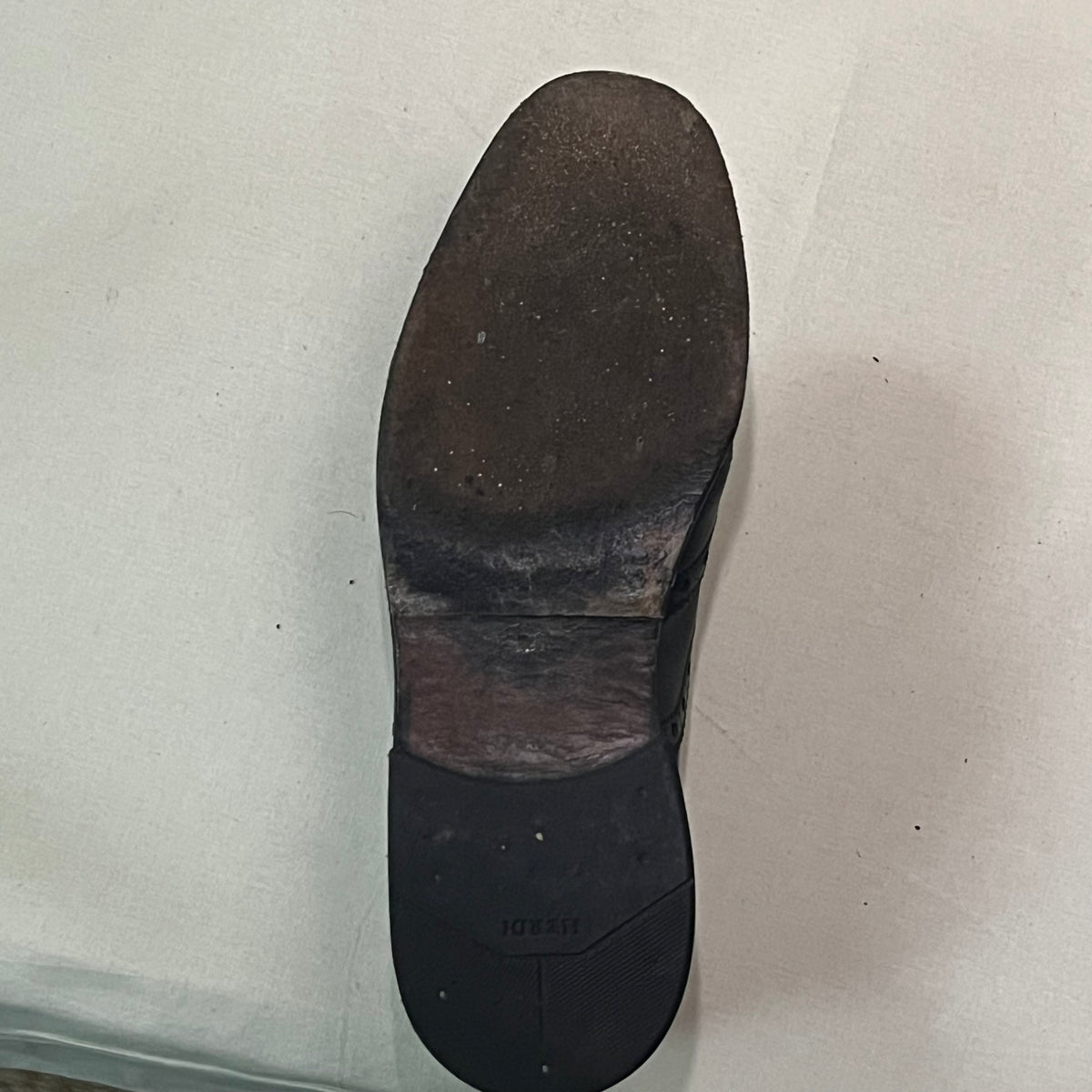 Suela de cuero del zapato Bally Scribe con desgaste y tapa de tacón de goma Herdi