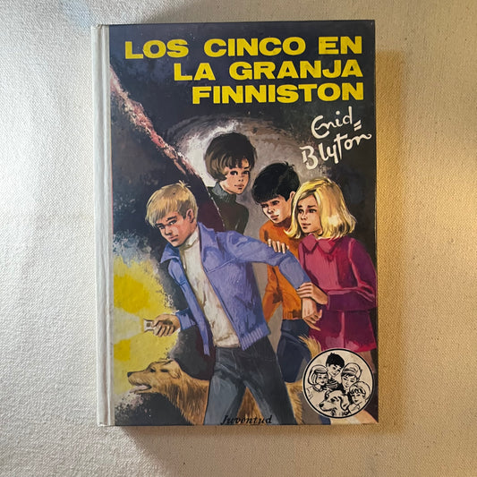 Los cinco en la granja Finniston